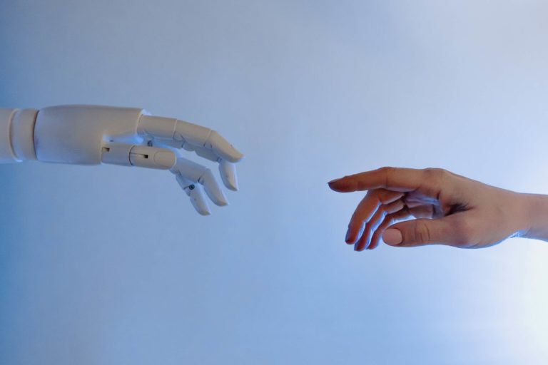 humanos e inteligencia artificial estrella flores carretero